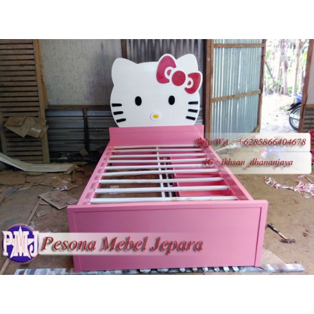Ranjang atau Dipan Anak Hello Kitty Kayu Jati Ukuran 120 cm