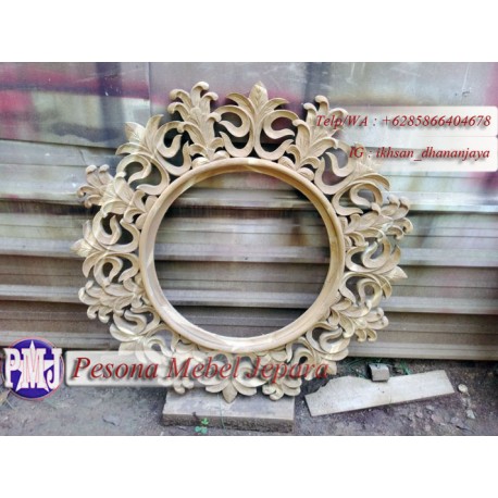 Frame atau Bingkai atau Pigura Cermin Ukir Kembang Jagung Kayu Jati