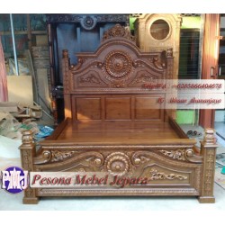 Ranjang atau Dipan Gong Full Ukir Kayu Jati Perhutani