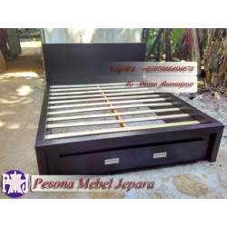 Dipan atau Ranjang Minimalis Laci 1 Depan Jumbo No. 2 Kayu Jati