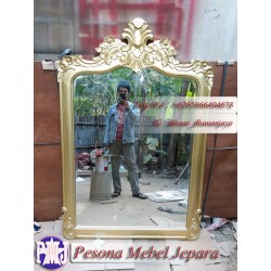 Frame atau Bingkai atau Pigura Cermin Ukir Mahkota Gold kayu Jati
