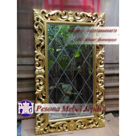 Bingkai atau Frame atau Pigura Cermin Kotak Ukir Waru Kaca Bevel Panjang 150 cm Pesona Mebel Jepara
