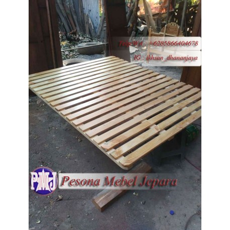 Ranjang atau Dipan Lantai, Dipan Ceper, Dipan Pendek Kayu Jati Belanda atau Kayu Pinus Pesona Mebel Jepara