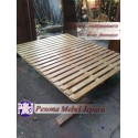 Ranjang atau Dipan Lantai, Dipan Ceper, Dipan Pendek Kayu Jati Belanda atau Kayu Pinus Pesona Mebel Jepara