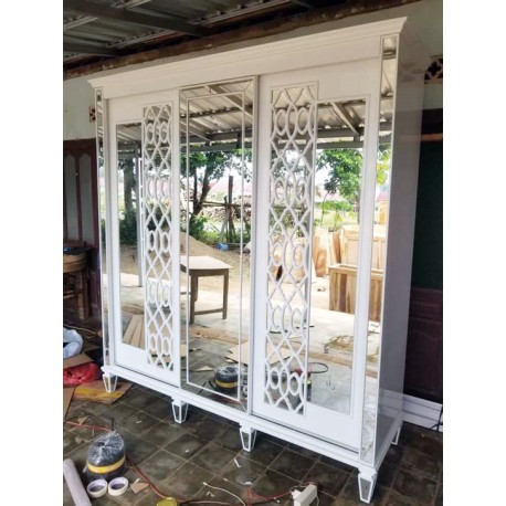 Wardrobe atau Lemari Pakaian Pintu 3 Sliding Full Cermin Pesona Mebel Jepara