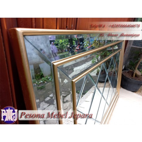 Bingkai atau Frame atau Pigura Cermin Full Kaca Bevel Double Lis Warna Gold Pesona Mebel Jepara