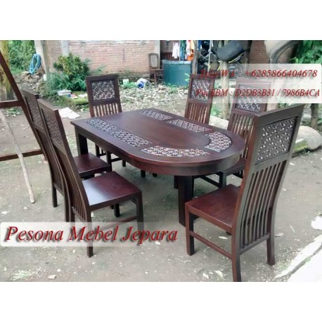 Meja Makan Seribu Bunga Meja Setengah Lingkar
