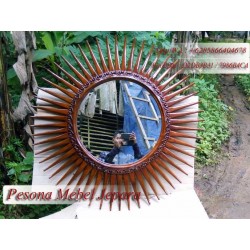 Pigura / Bingkai Cermin Matahari Kayu Jati