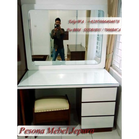 Tolet Minimalis Laci 3 Warna Putih Kayu Jati