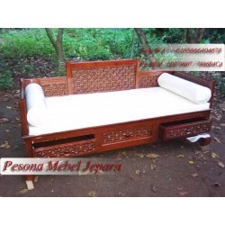 Bangku Thailand / Tailan Seribu Bunga