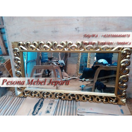 Bingkai atau Frame atau Pigura Cermin Kotak Motif Hati Polos Panjang 150 cm